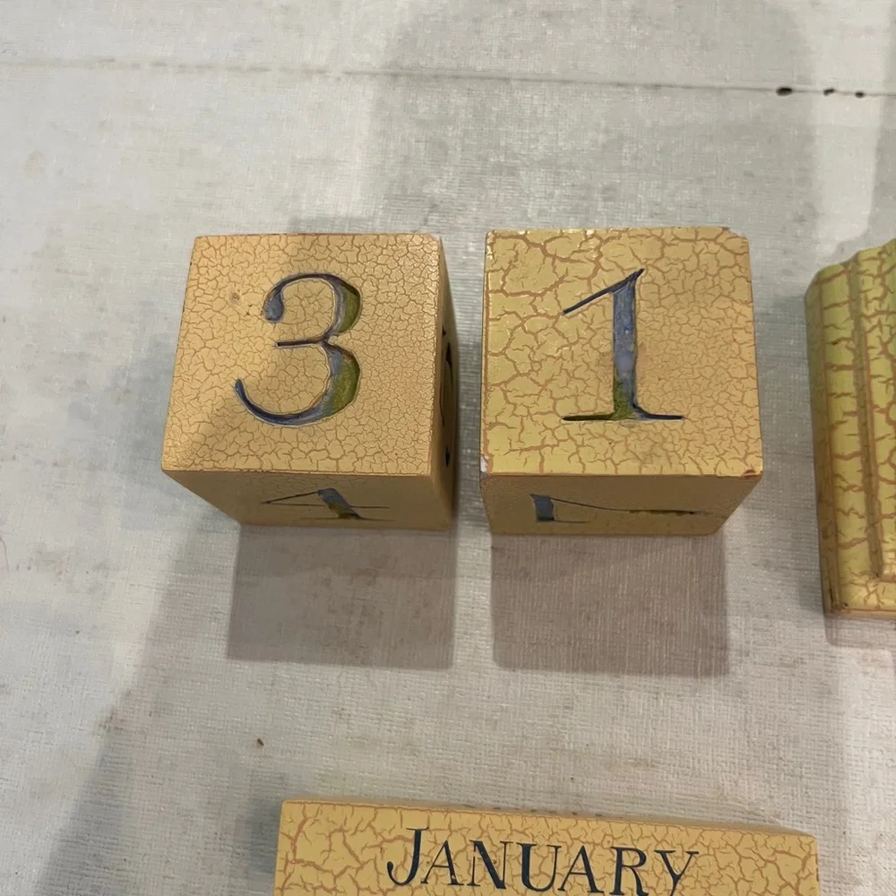 Vintage Style Marjorlein Bastin block Perpetual Calendar. Totally cottagecore